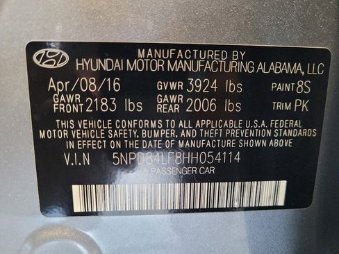 Used 2017 Hyundai Elantra SE image 33