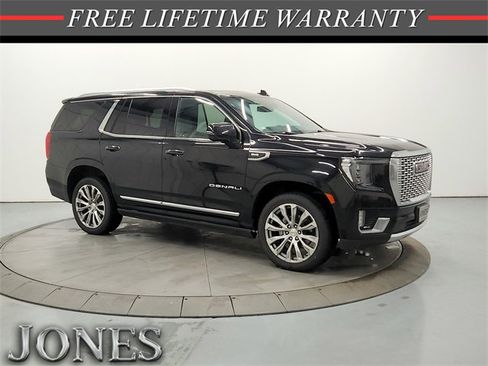 Used 2023 GMC Yukon Denali w/ Max Trailering Package image 1