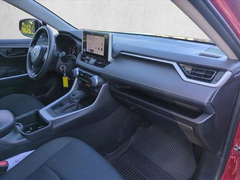 Certified 2025 Toyota RAV4 LE image 21