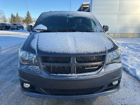 Used 2017 Dodge Grand Caravan GT image 1