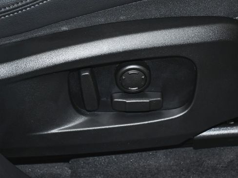 Used 2023 Jaguar F-PACE S AWD/4WD image 60
