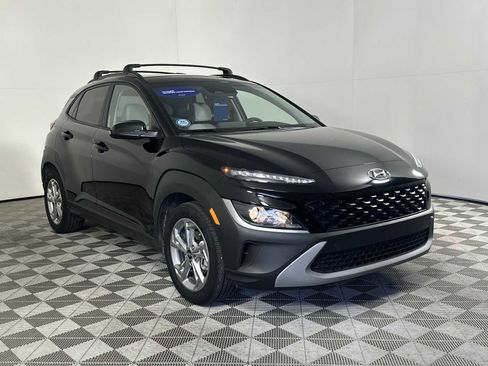 Used 2023 Hyundai Kona SEL image 2