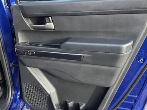 Used 2025 Toyota Tacoma SR5 image 12