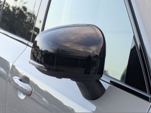 New 2026 Volvo XC90 T8 Ultra w/ Protection Package Premier AWD/4WD image 23