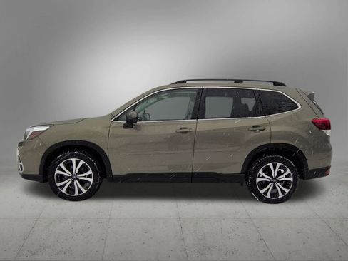 Used 2021 Subaru Forester Limited image 3