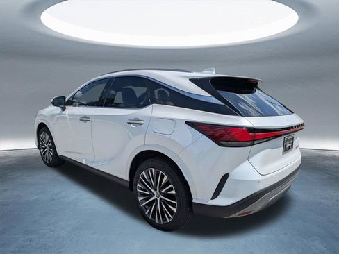 Used 2023 Lexus RX 350 Premium Plus w/ Cold Area Package FWD image 6