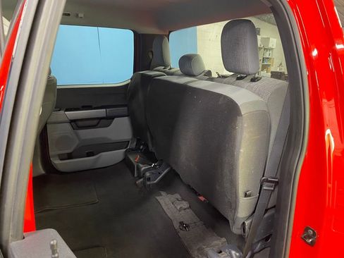 Used 2025 Ford F350 XLT image 39