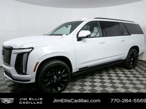 Certified 2026 Cadillac Escalade ESV Platinum Sport w/ LPO, ONYX Package AWD/4WD image 2