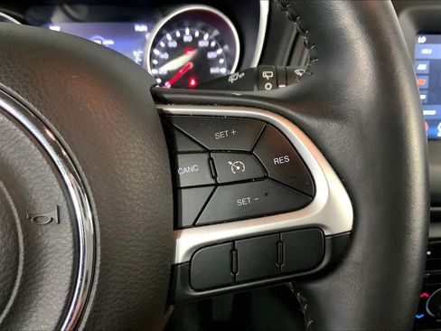 Used 2018 Jeep Compass Latitude w/ Popular Equipment Group AWD/4WD image 19