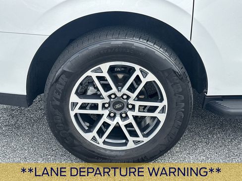 Certified 2025 Ford Expedition Max Active image 19