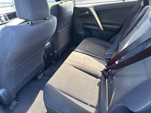 Used 2018 Toyota RAV4 XLE FWD image 15