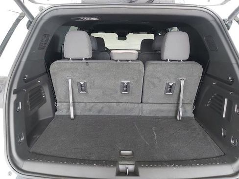 New 2026 Chevrolet Traverse LT w/ Driver Confidence Package image 27