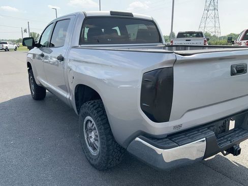 Used 2014 Toyota Tundra SR5 w/ TRD Off Road Package image 14