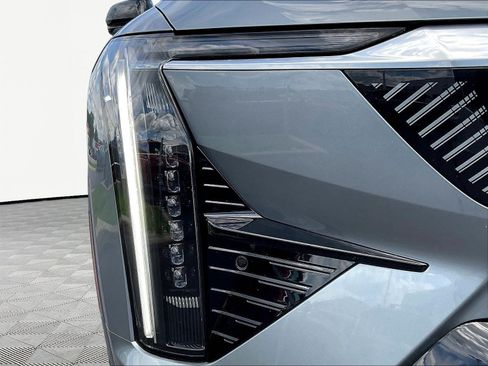New 2026 Cadillac Optiq Luxury 1 AWD/4WD image 9