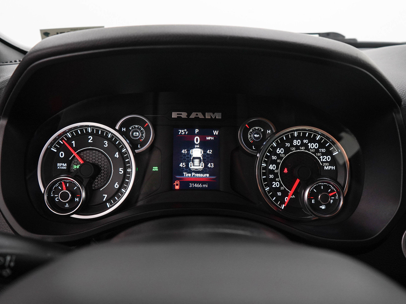 Used 2025 RAM 1500 Big Horn AWD/4WD image 28