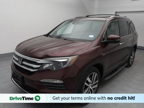 Used 2016 Honda Pilot Touring image 1