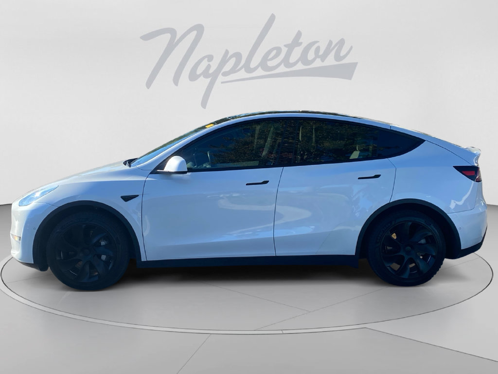 Used 2021 Tesla Model Y Long Range AWD/4WD image 2