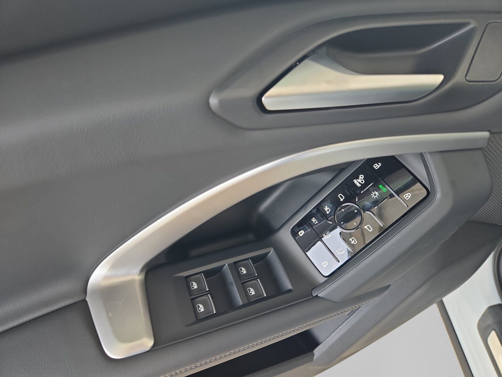 New 2026 Audi Q5 Premium AWD/4WD image 11