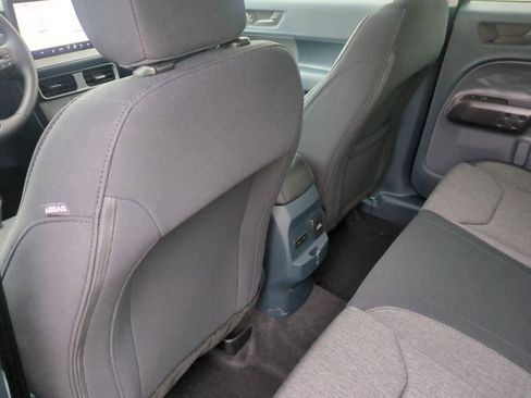 New 2025 Ford Maverick XLT w/ XLT Luxury Package image 18