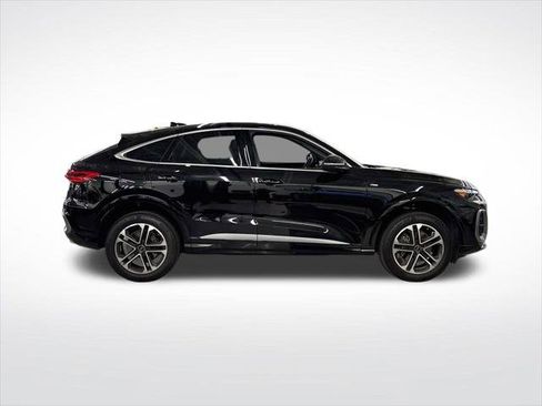 Certified 2025 Audi Q5 Premium Plus w/ Premium Plus AWD/4WD image 6