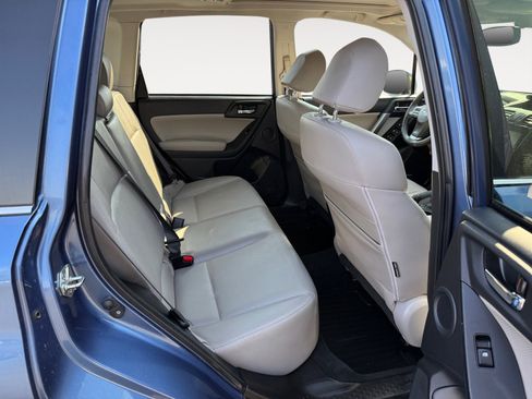 Used 2015 Subaru Forester 2.5i Touring w/ Eyesight & Navigation System AWD/4WD image 18