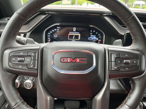 Used 2025 GMC Sierra 1500 AT4 w/ AT4 Premium Package AWD/4WD image 10