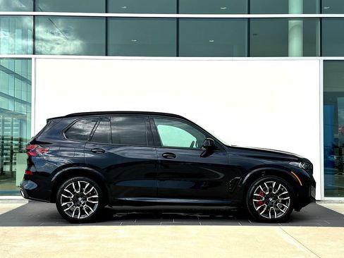 New 2026 BMW X5 xDrive40i w/ M Sport Package AWD/4WD image 3