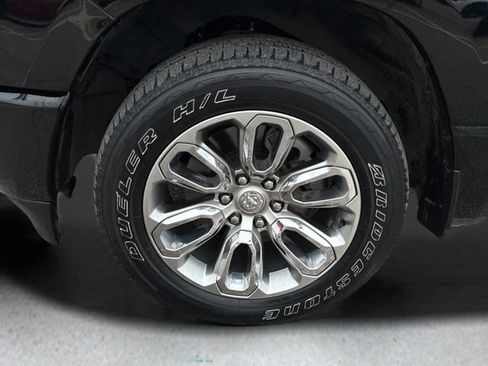 Used 2023 RAM 1500 Laramie AWD/4WD image 10