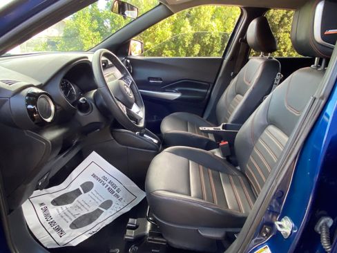 Used 2020 Nissan Kicks SR w/ SR Premium Package image 36