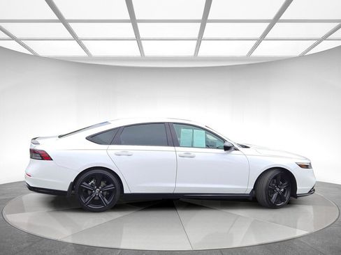 Certified 2025 Honda Accord Sport image 2