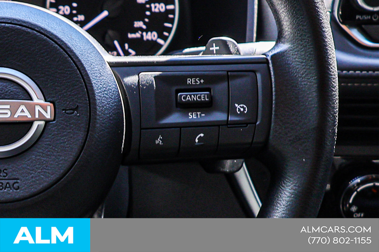 Used 2024 Nissan Rogue S FWD image 27