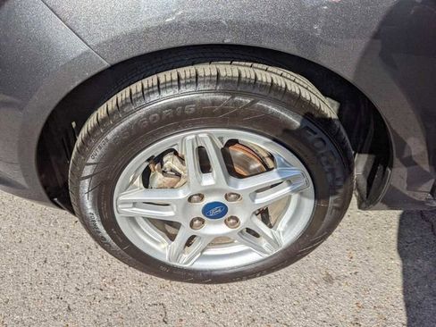 Used 2019 Ford Fiesta SE image 25