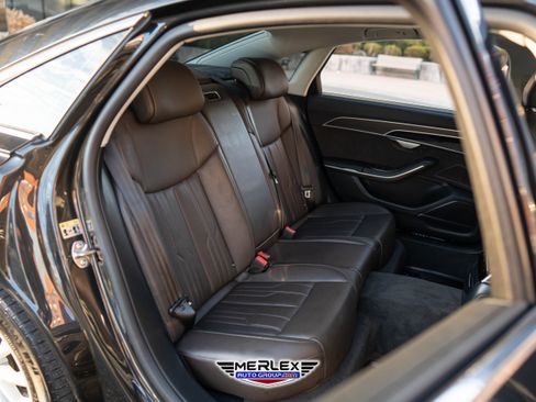 Used 2021 Audi A8 L 4.0T w/ Interior Protection Package image 16