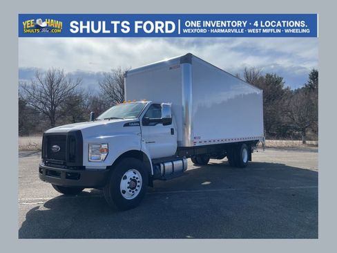 New 2026 Ford F750 2WD Regular Cab Super Duty image 1