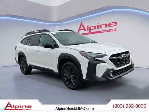 Used 2025 Subaru Outback Onyx Edition AWD/4WD image 7