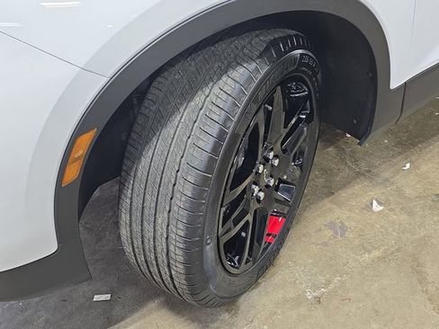 New 2025 Chevrolet Blazer LT w/ Redline Edition image 33