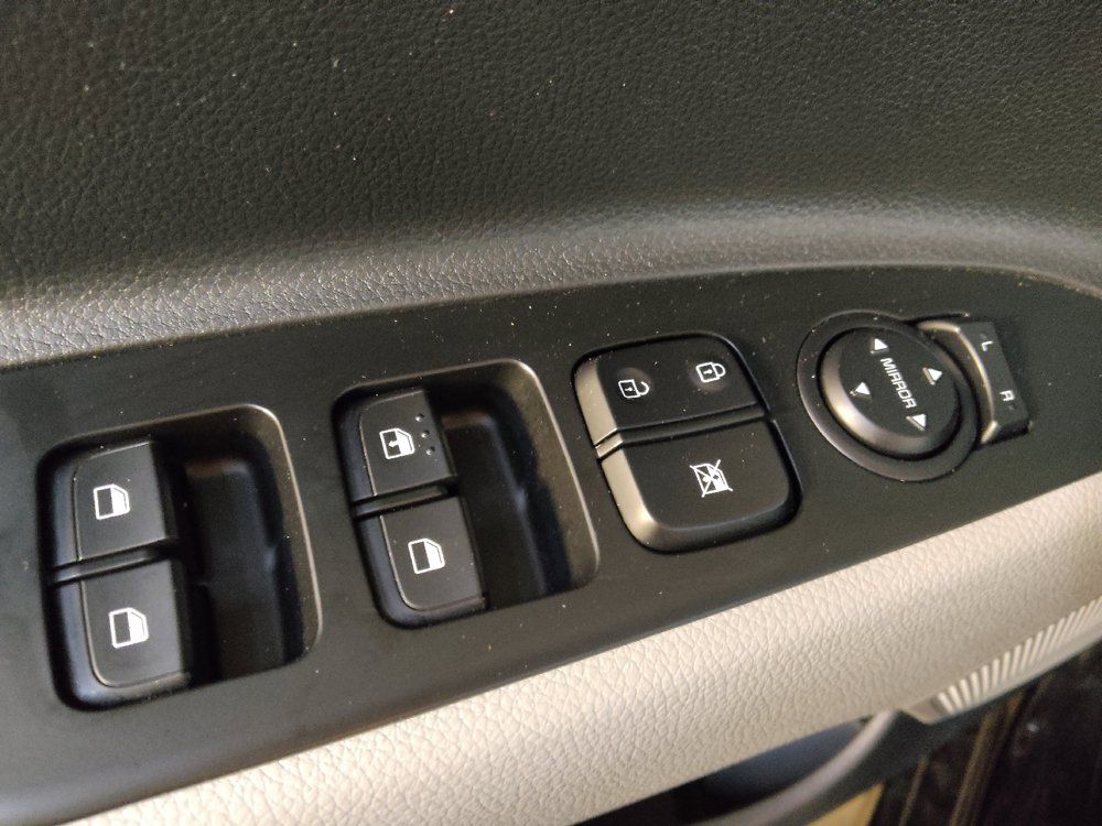 Used 2023 Kia Rio S w/ Technology Package FWD image 27