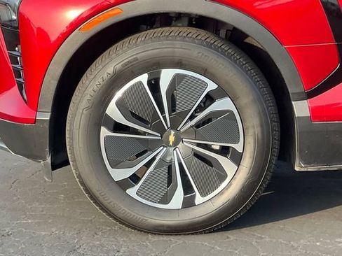 New 2025 Chevrolet Blazer EV LT image 35