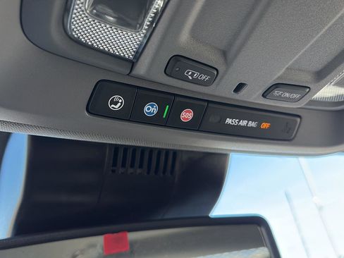 Used 2025 Chevrolet Silverado 2500 W/T w/ WT/CX Safety Package image 27