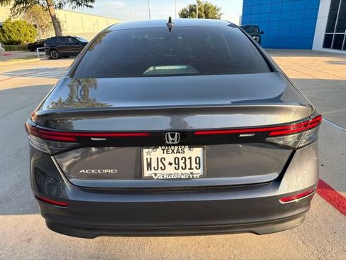 Used 2025 Honda Accord LX image 6