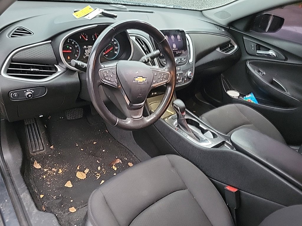 Used 2021 Chevrolet Malibu RS FWD image 7