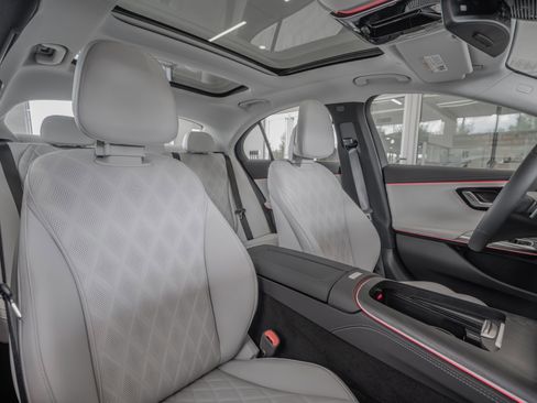 Certified 2026 Mercedes-Benz E 350 4MATIC Sedan image 32