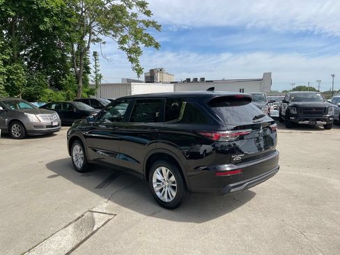 New 2026 Mitsubishi Outlander ES AWD/4WD image 8