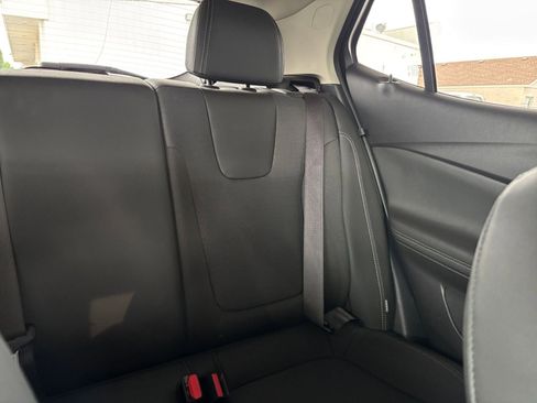 Used 2025 Buick Encore GX Preferred FWD image 36