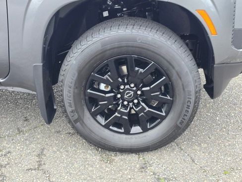 New 2026 Nissan Frontier SV w/ SV Convenience Package image 9
