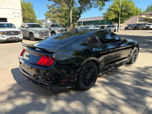 Used 2020 Ford Mustang GT RWD image 5