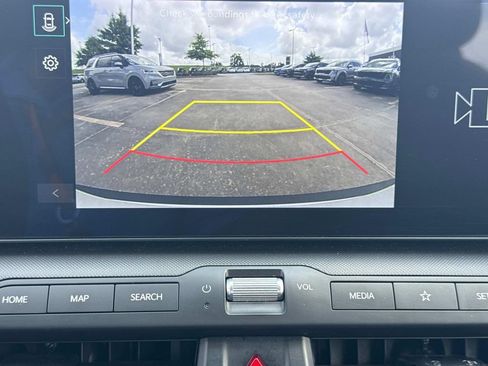 Used 2025 Kia K4 FWD image 33