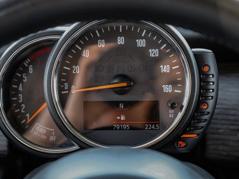 Used 2015 MINI Cooper S image 18