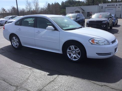 Used 2015 Chevrolet Impala LT w/ LT Sunroof Package image 7