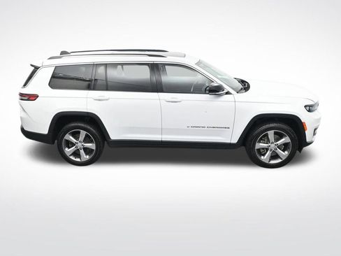 Used 2022 Jeep Grand Cherokee L Limited AWD/4WD image 24